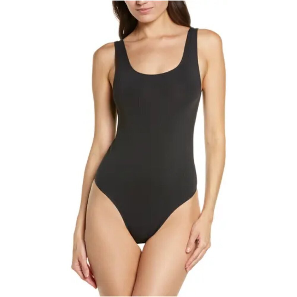 SKIMS Soft Smoothing Seamless Thong Bodysuit in Onyx Black Size X-Small